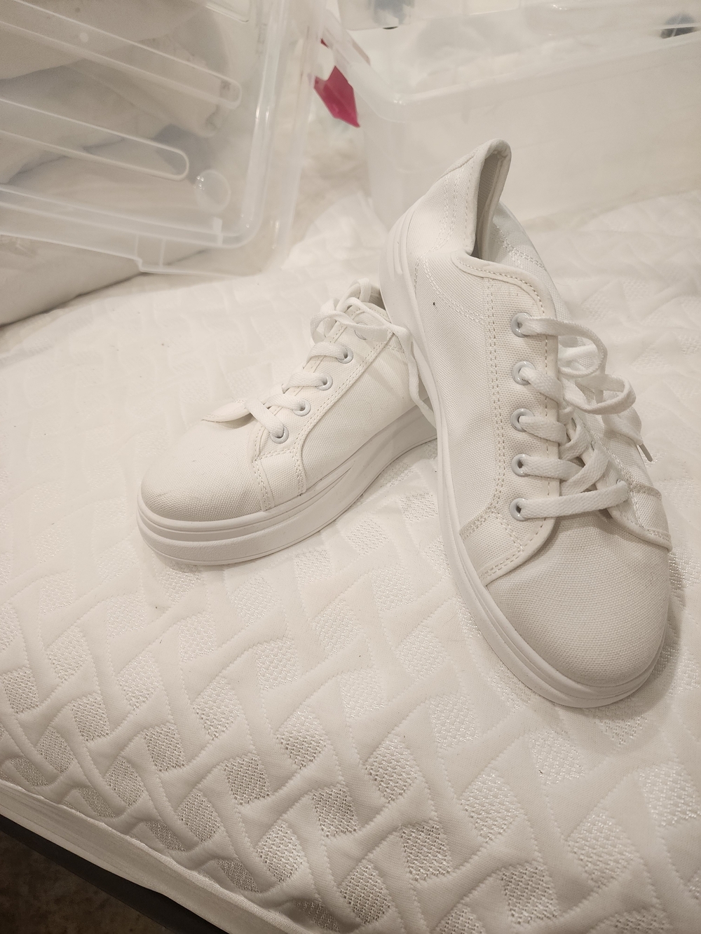 SHEIN White Low-Top Platform Lace-Up Sneakers